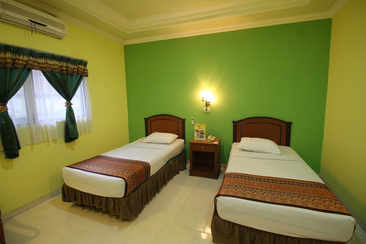 Hotel Tjiptorini Jaya Yogyakarta Ngoại thất bức ảnh